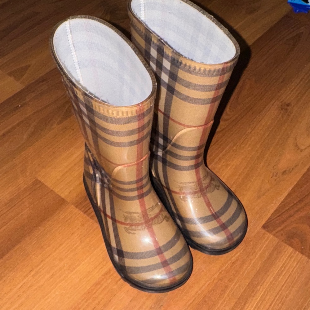 Burberry Tan and Black Kids Rain Boots